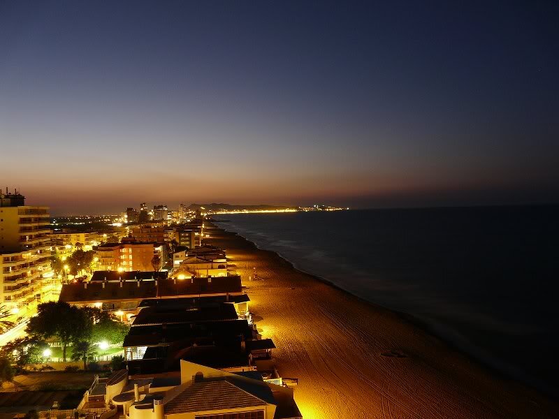 Beachfront City at Dusk — Blue