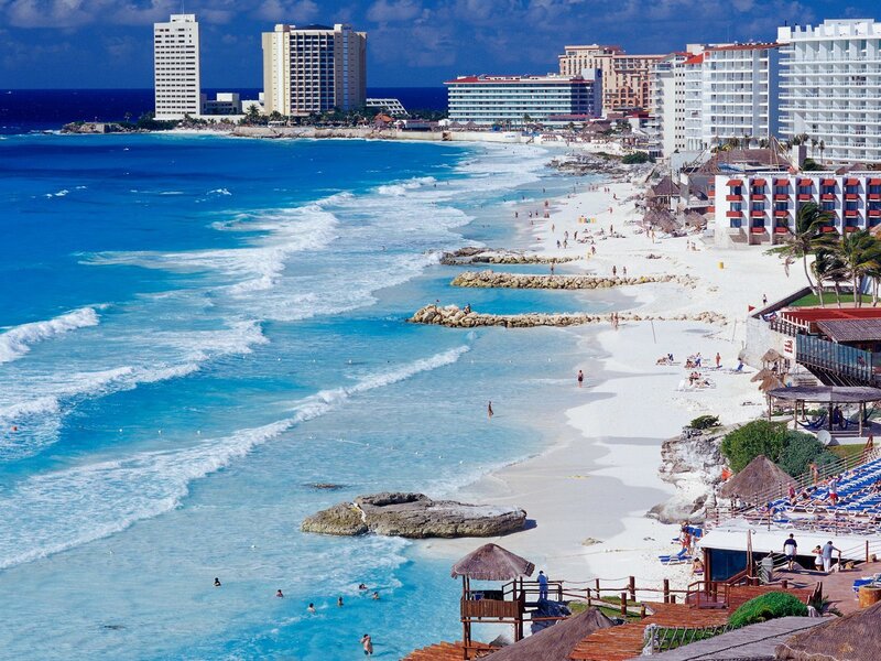 Beachfront resort in Cancun