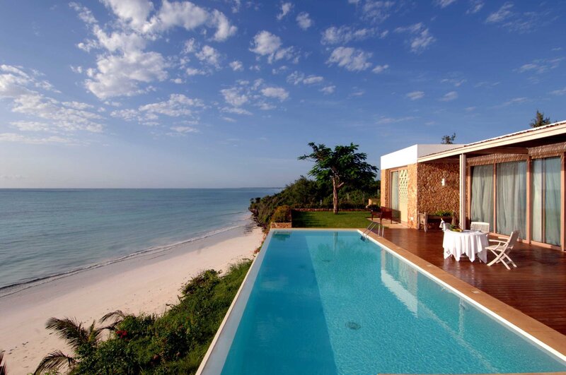 Beachfront villa with infinity pool