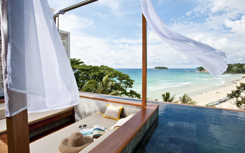 Beachside pool with ocean view