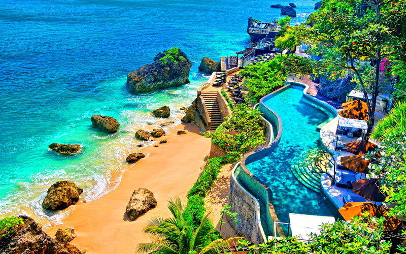 Beachside Resort Pool