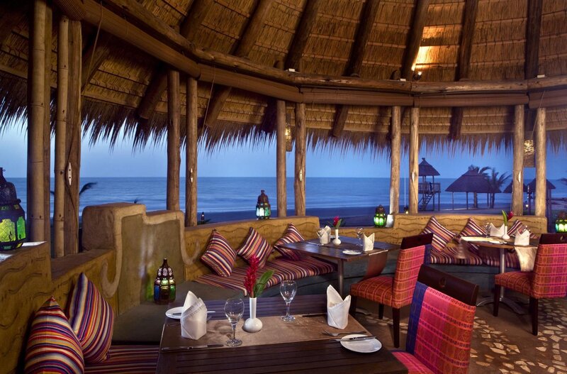 Beachside Restaurant Seating