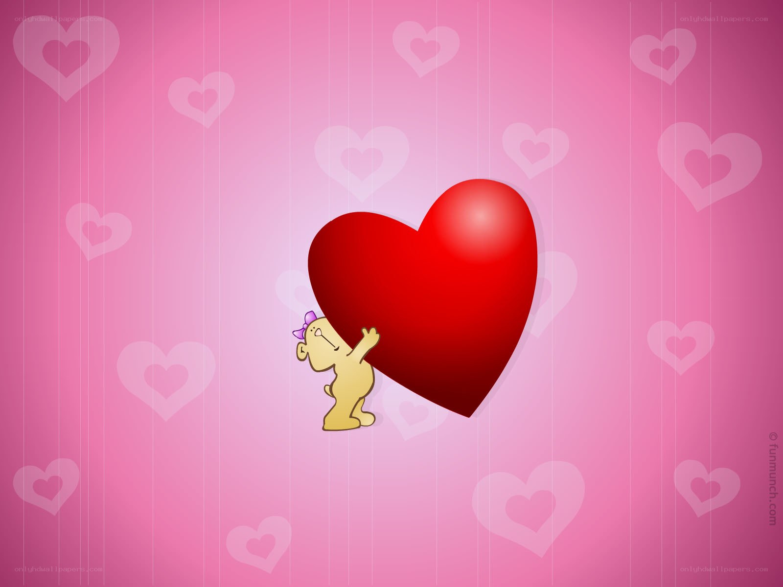 bear hugging a heart