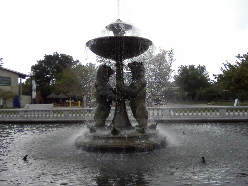 Bear Statue Fountain — Gray
