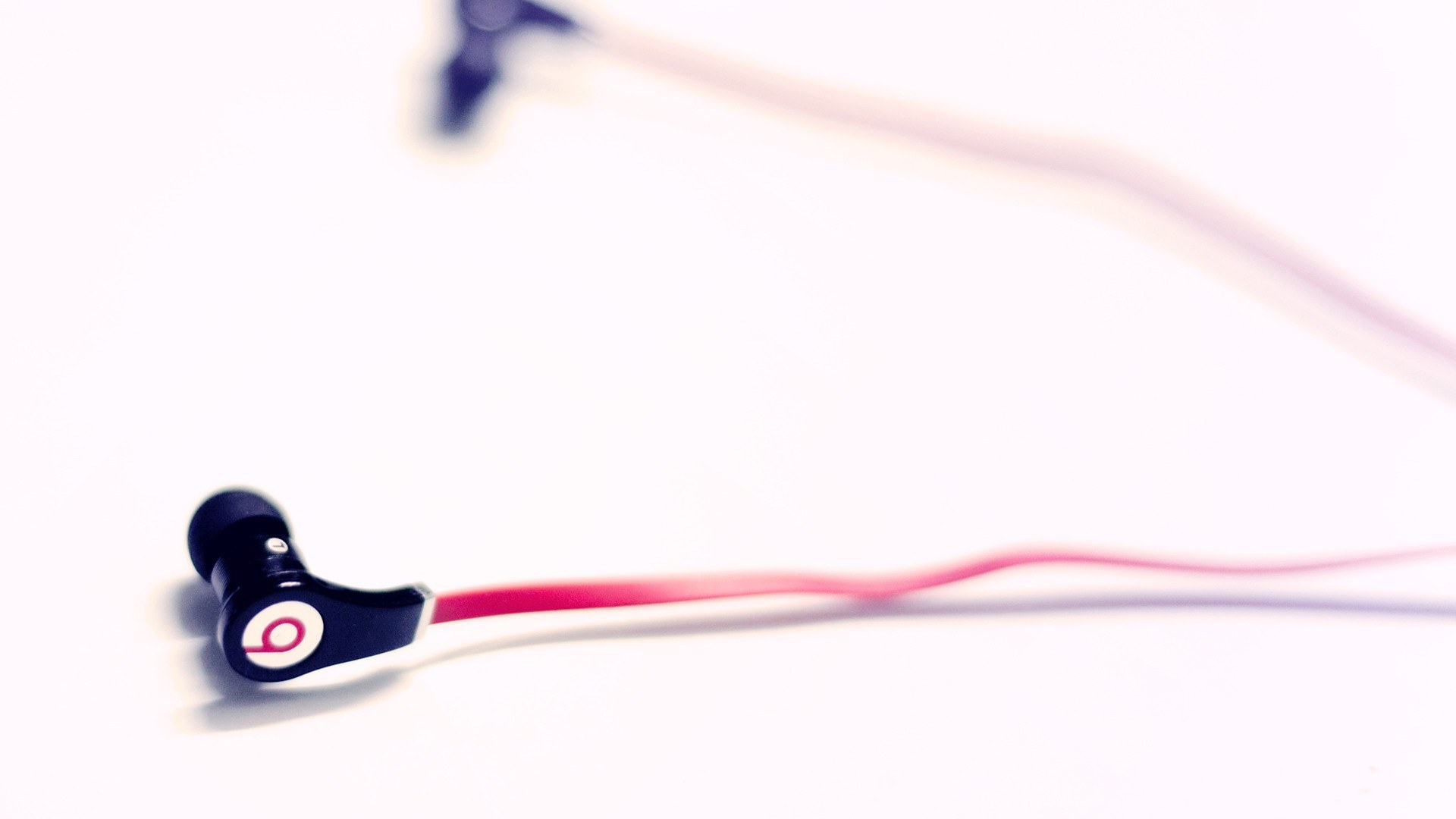 Beats by Dre earbuds