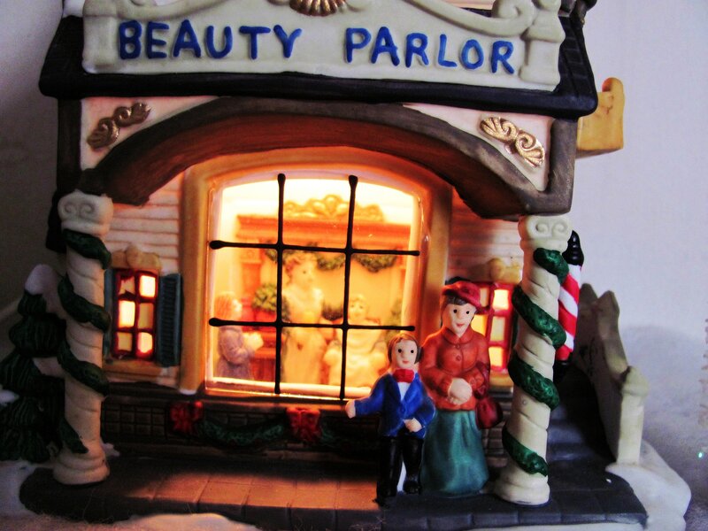 Beauty Parlor Figurine