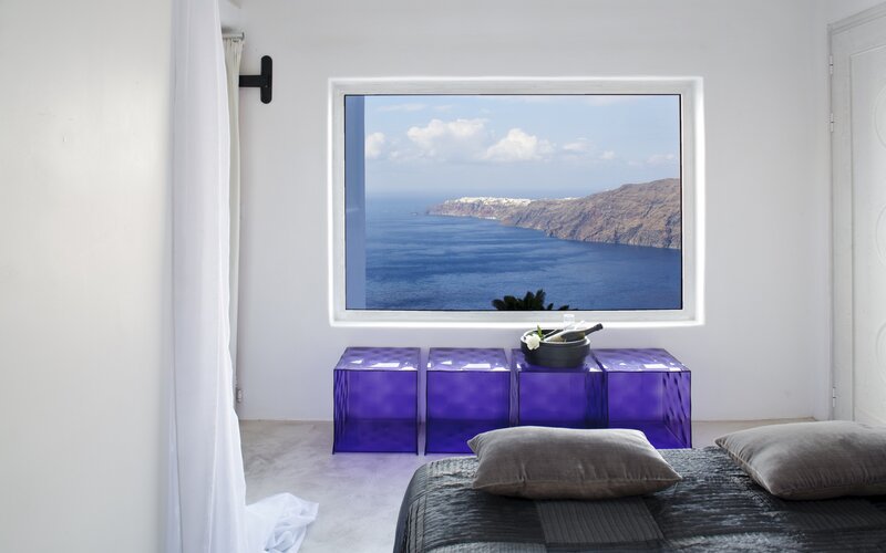 Bed with Ocean View — White