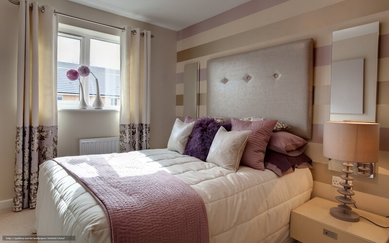 Bedroom with Bed and Pillows