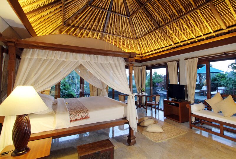 Bedroom with Canopy Bed — Brown, Serene