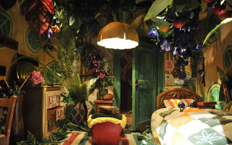 Bedroom with Fruit Decor