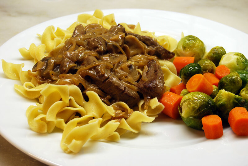 beef stroganoff with vegetables