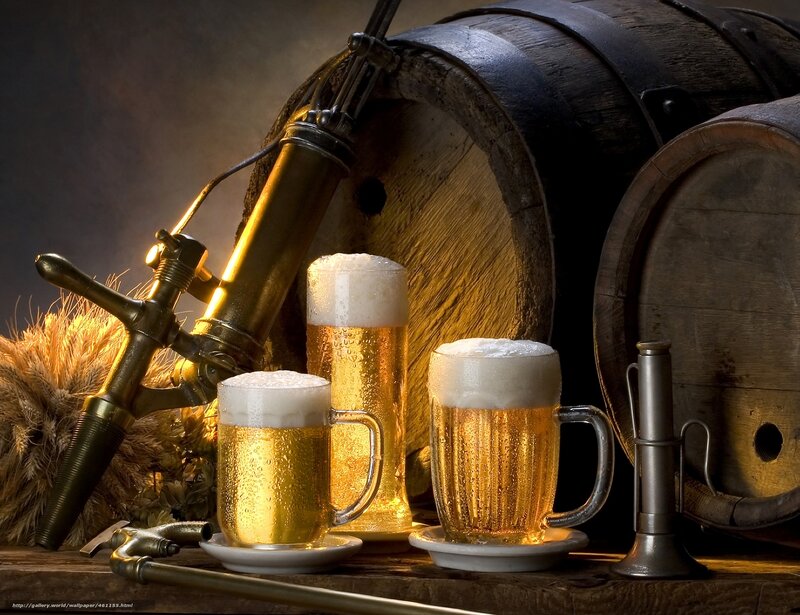 Beer mugs and wooden barrel