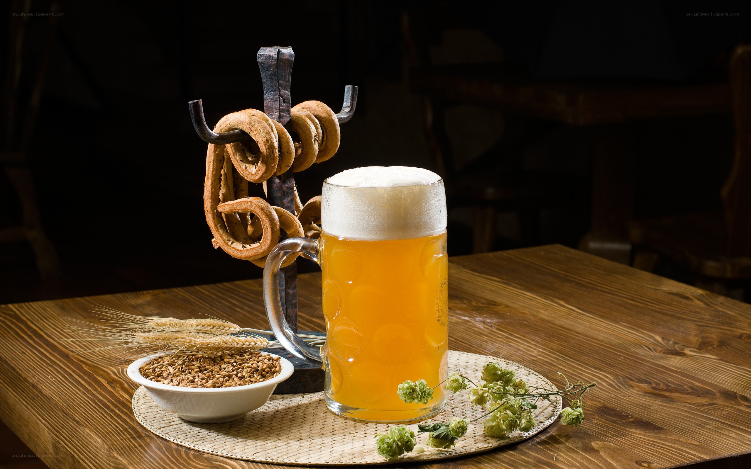 Beer with pretzels and hops
