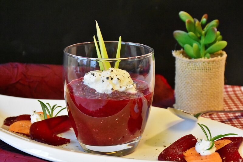 Beetroot dessert with cream