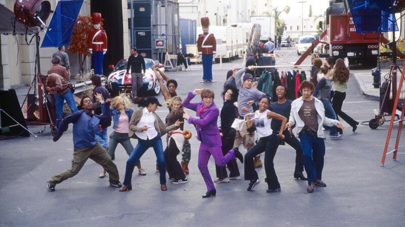 Behind-the-scenes dance scene