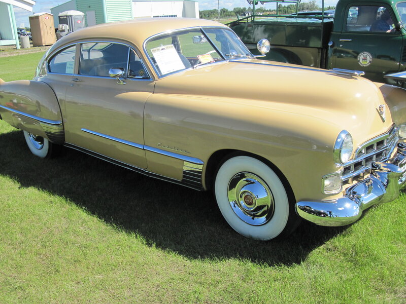 Beige Classic Car — Calm, Afternoon
