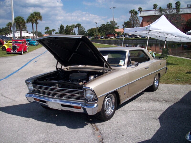 Beige Classic Car — Outdoor
