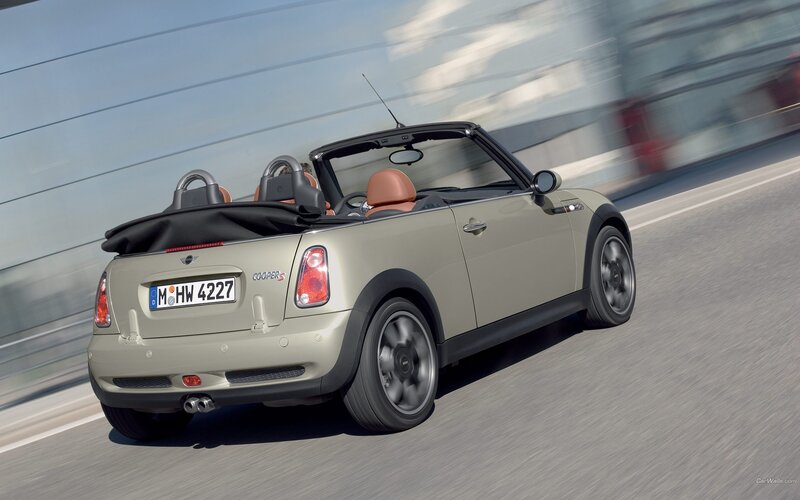 Beige Convertible Car — Dynamic, Afternoon