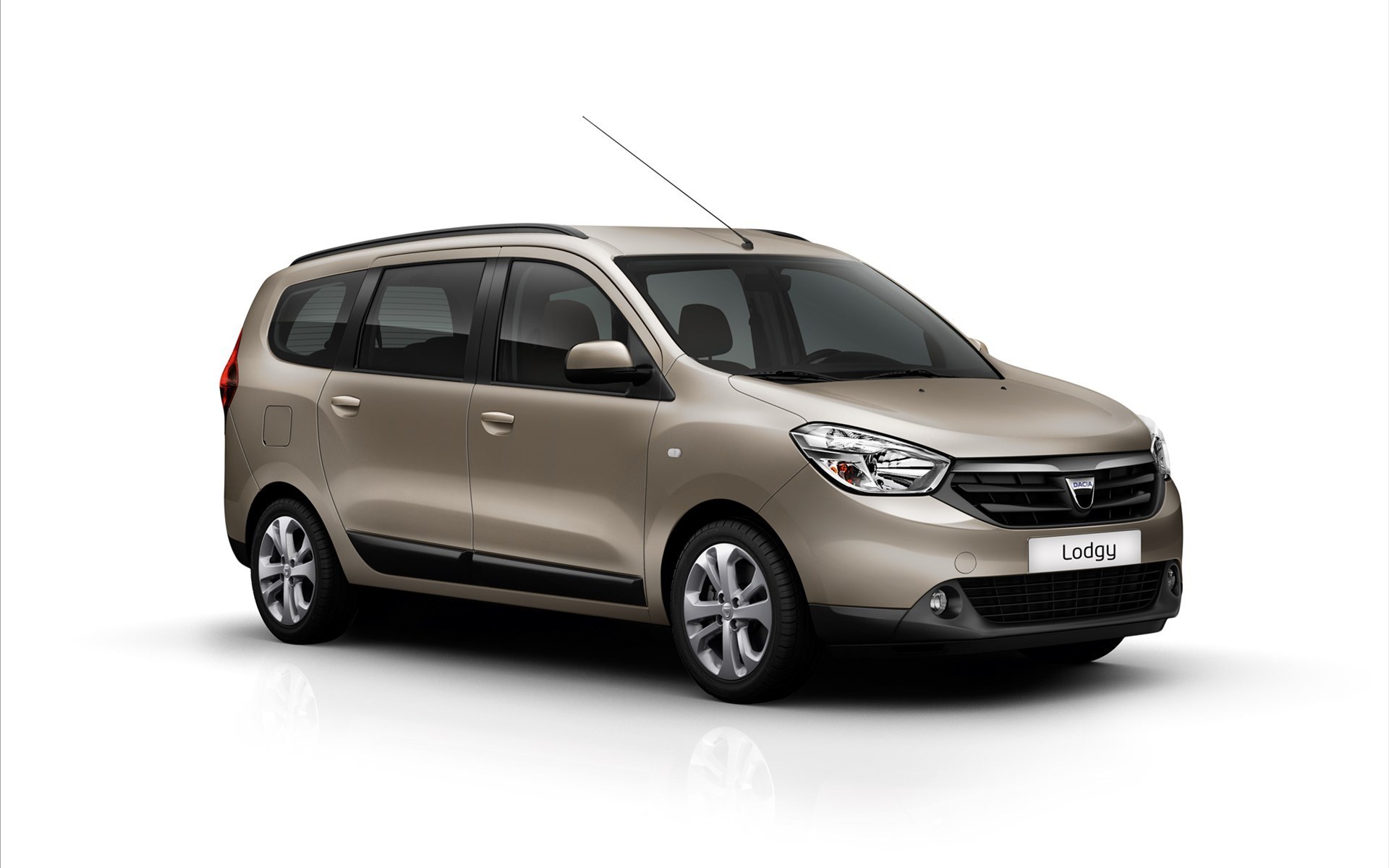 Beige Dacia Lodgy minivan