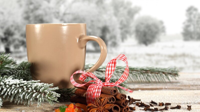 Beige Mug with Spices