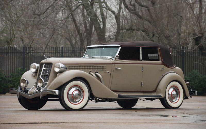 Beige Vintage Convertible — Calm, Autumn