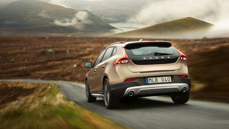 Beige Volvo V40 Cross Country