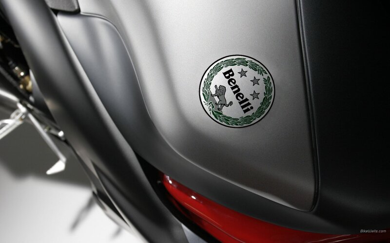 Benelli motorcycle emblem