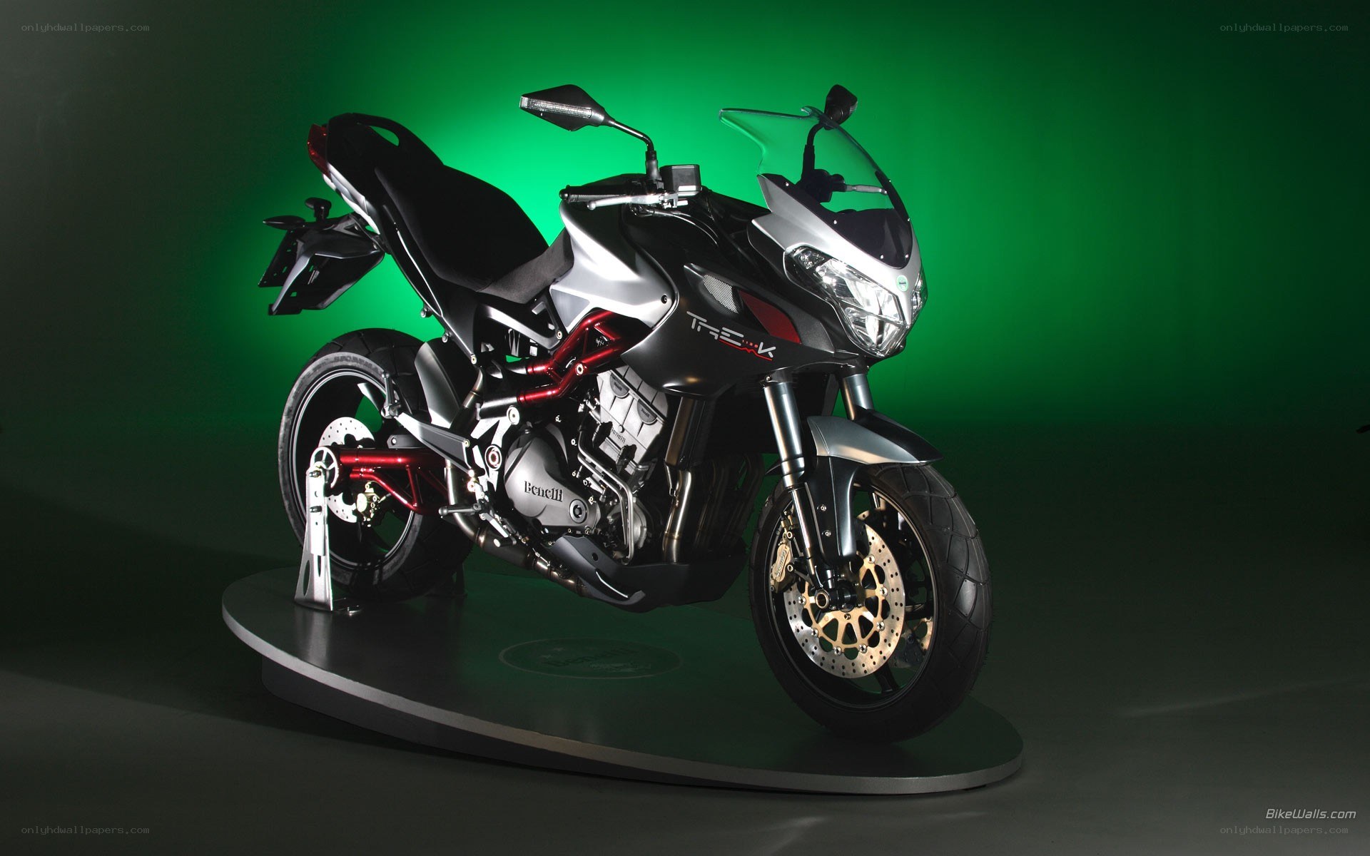 Benelli TreK motorcycle display
