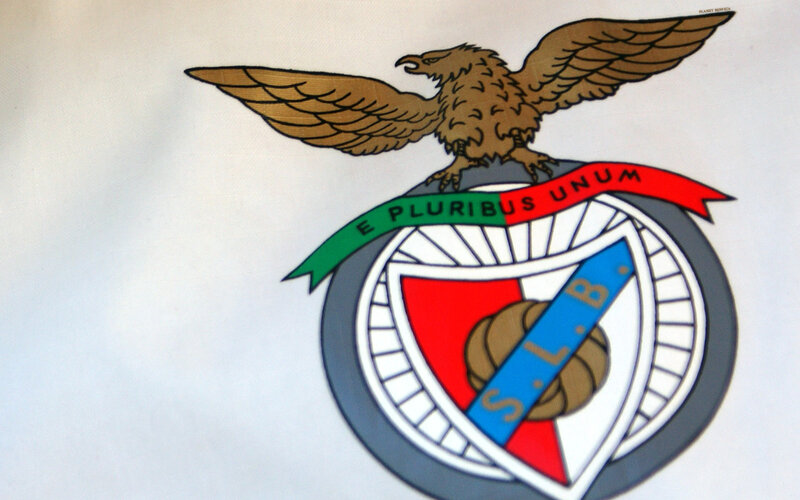 Benfica club crest