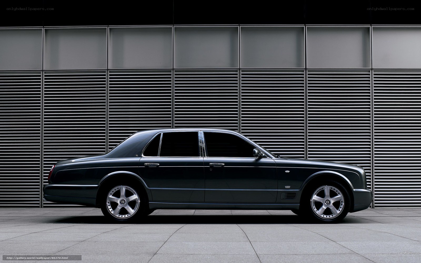 Bentley Arnage in front of modern building