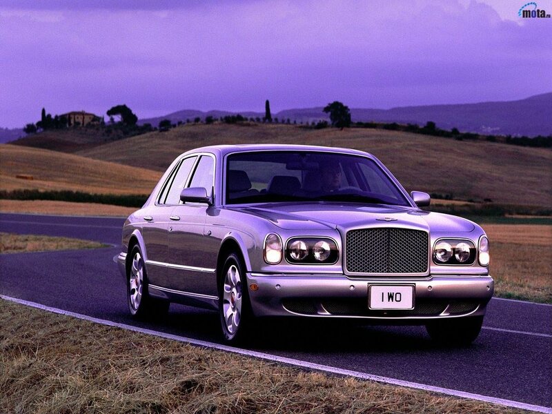 Bentley Arnage on a country road