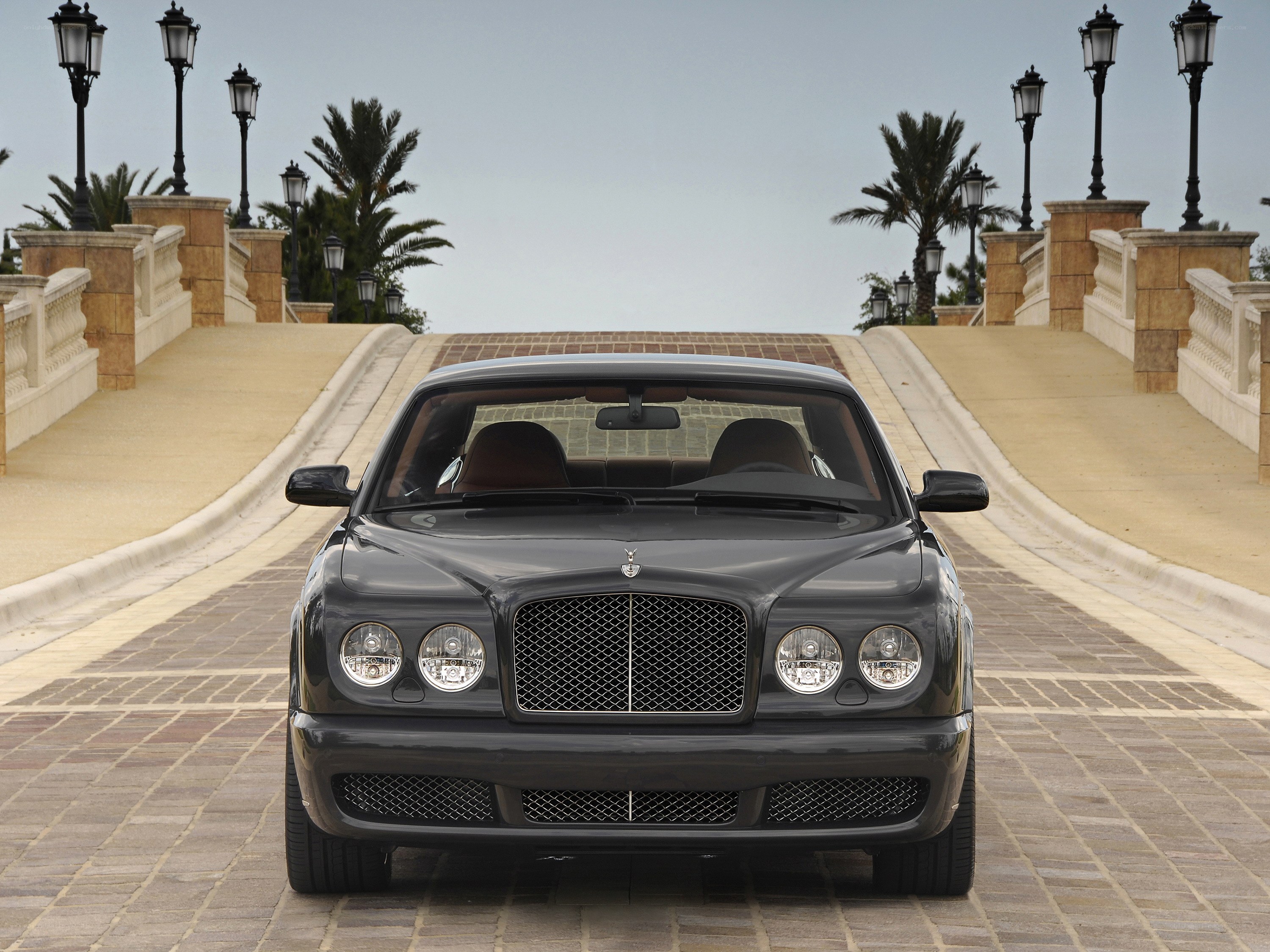 Bentley Arnage on a grand bridge