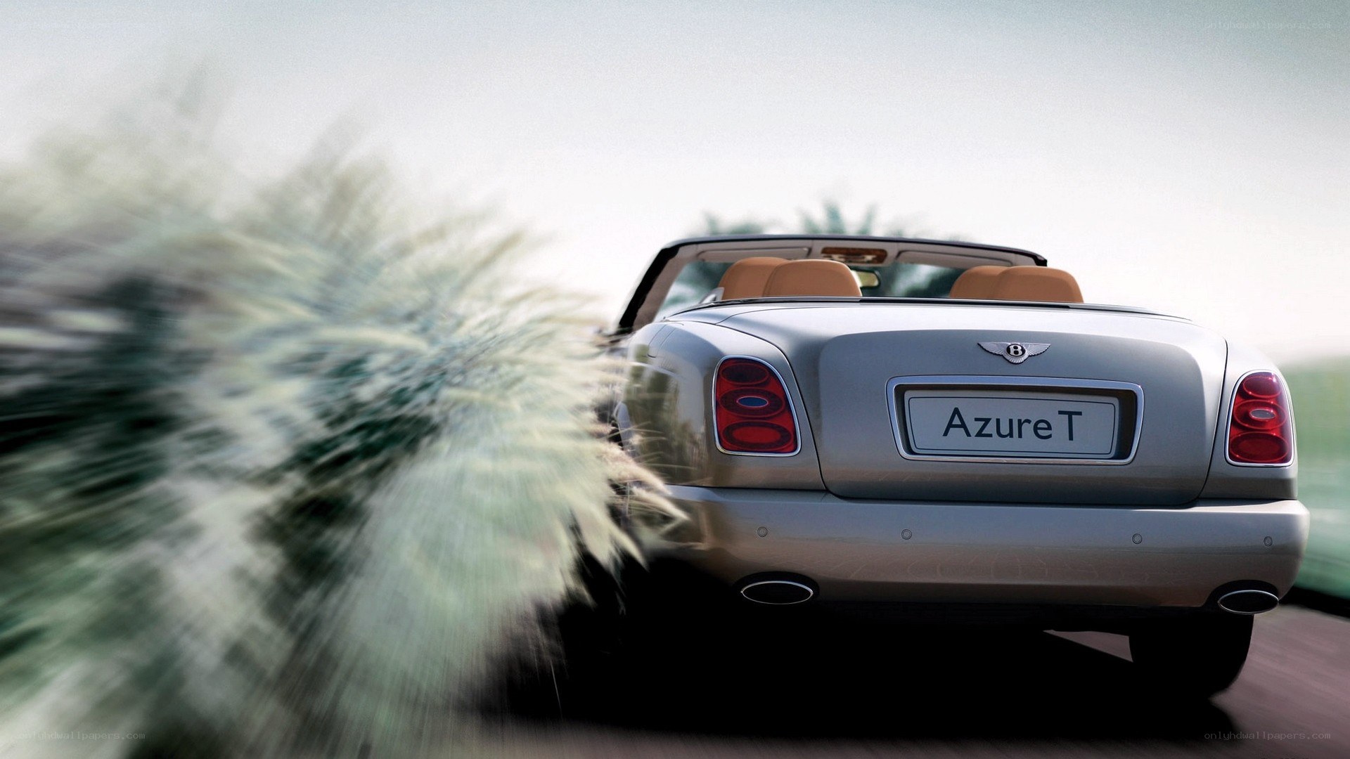 Bentley Azure T in motion