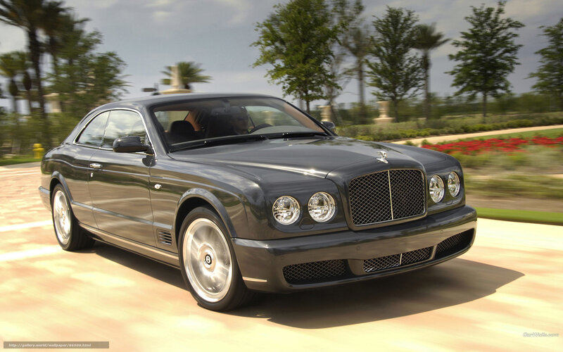 Bentley Brooklands in motion