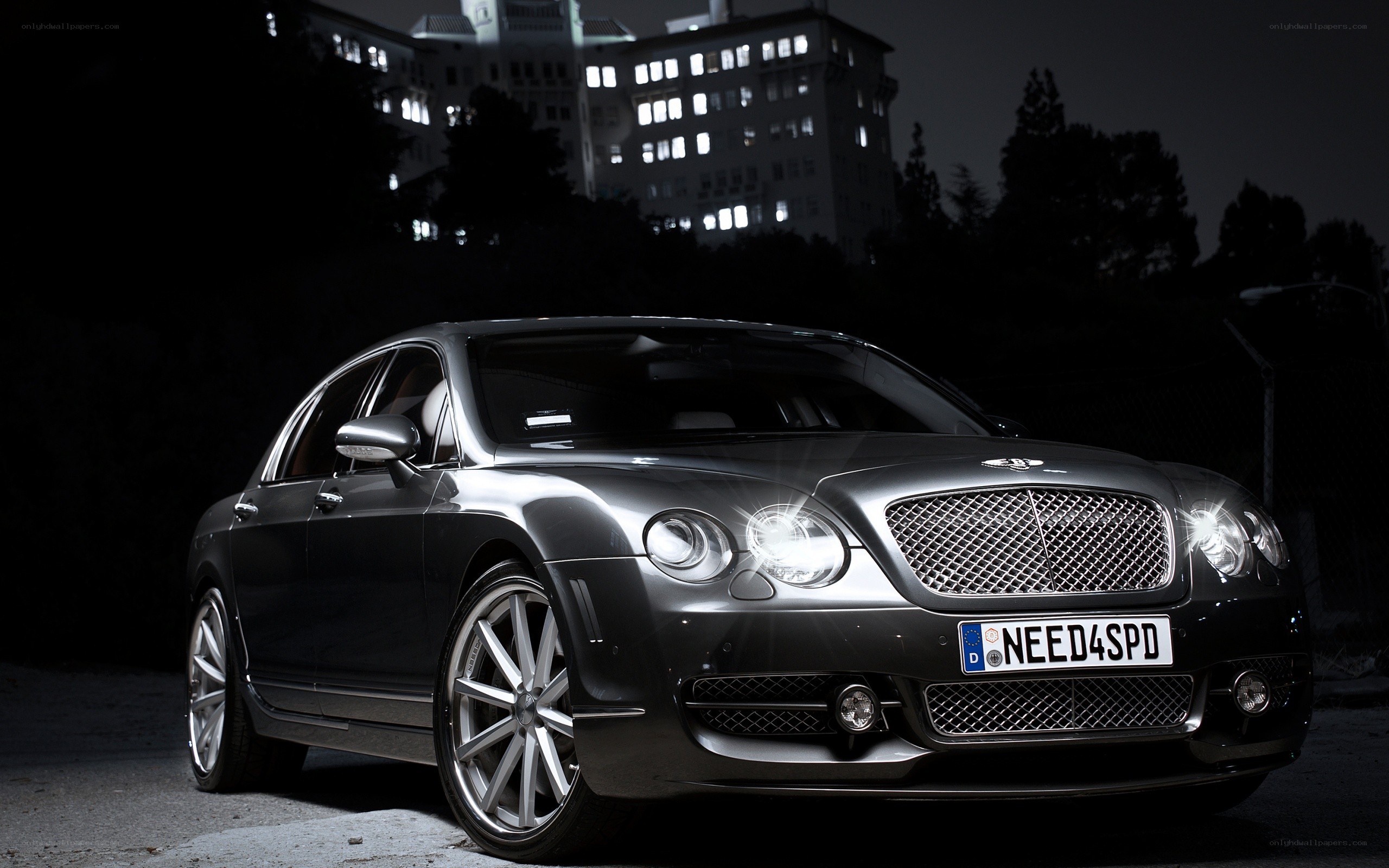 Bentley Continental GT at night