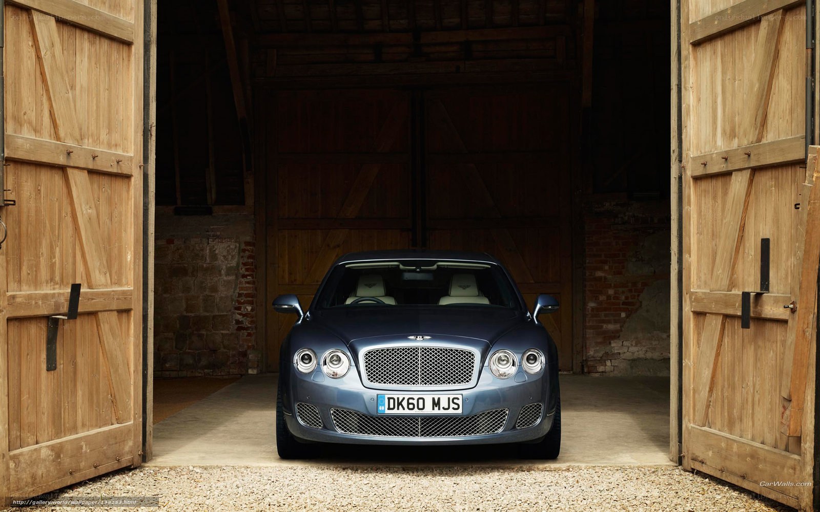 Bentley Continental GT in barn