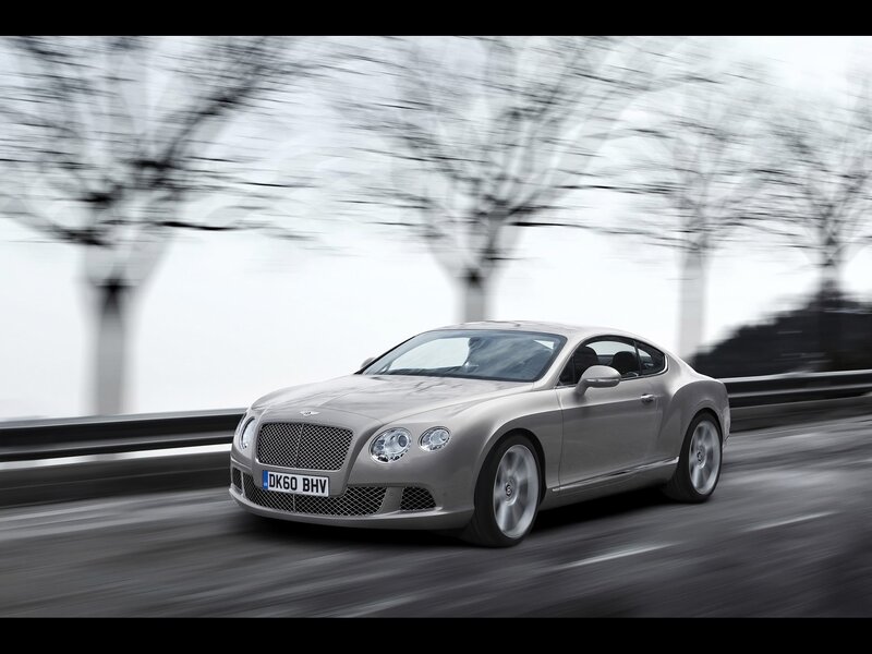 Bentley Continental GT in motion
