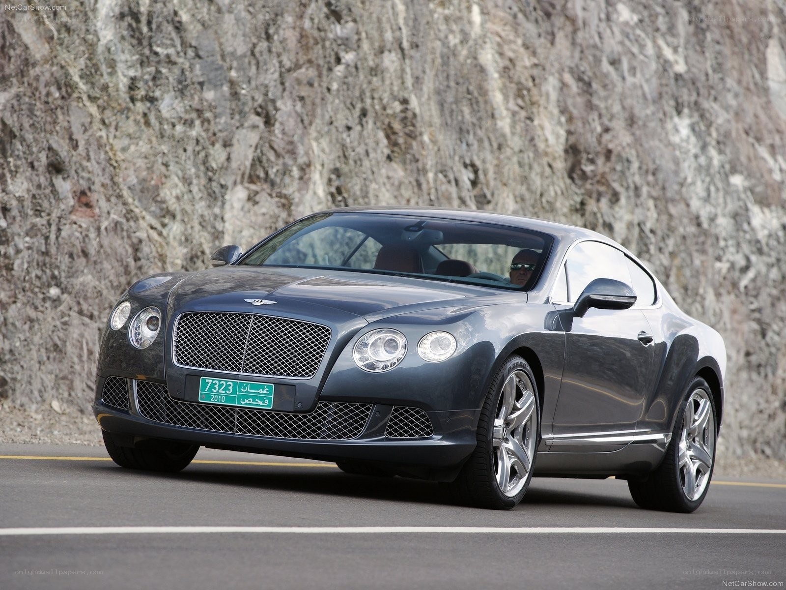 Bentley Continental GT in motion