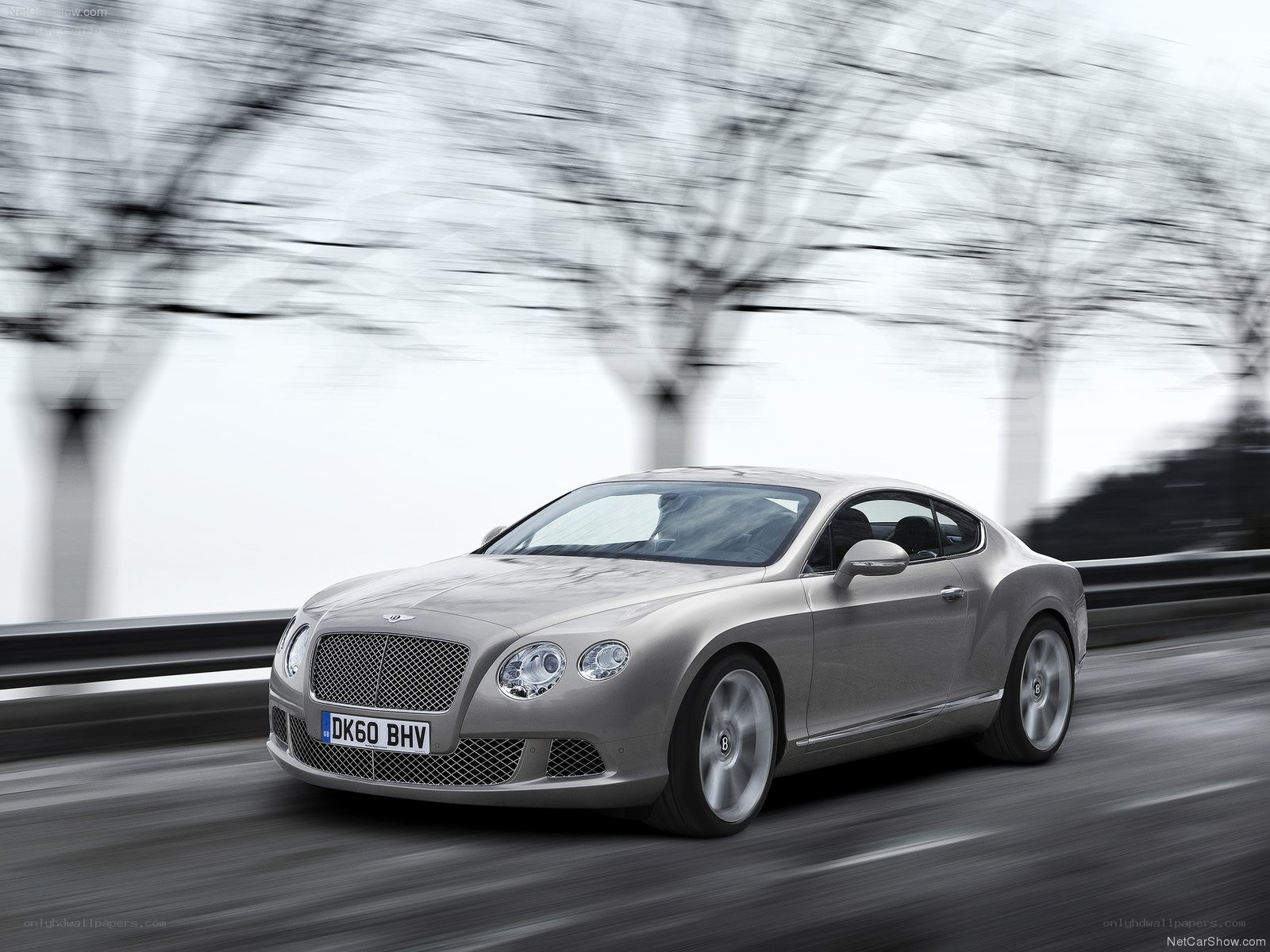 Bentley Continental GT in motion