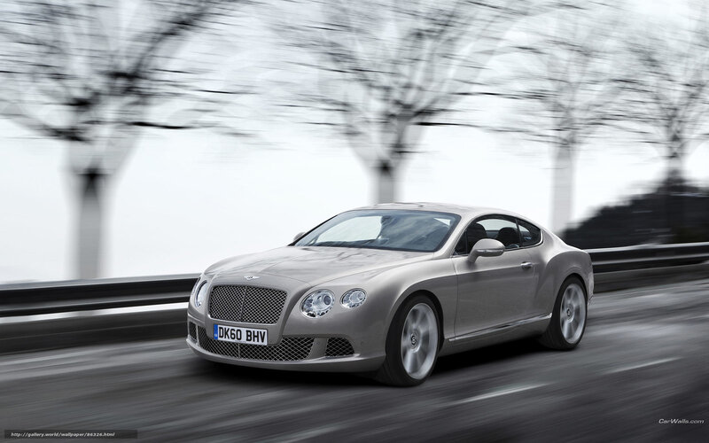 Bentley Continental GT in motion