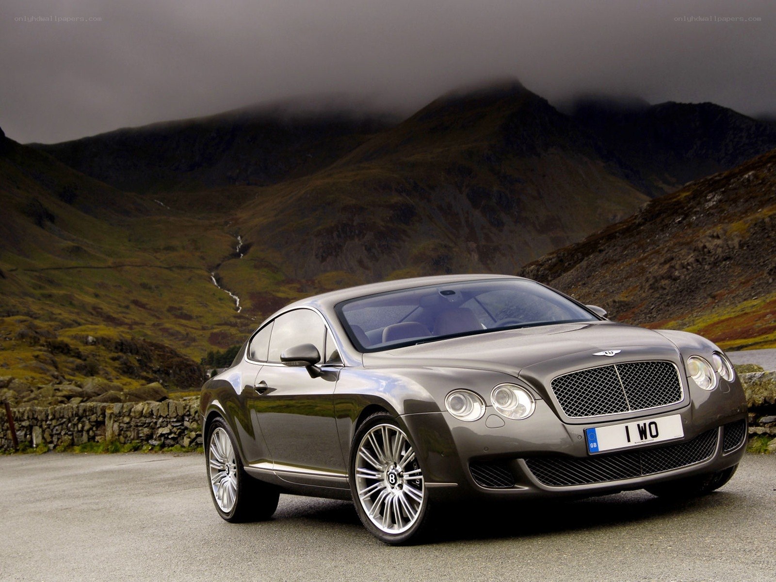 Bentley Continental GT in mountains