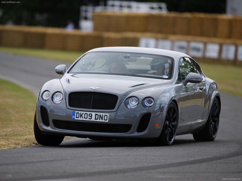 Bentley Continental GT on track