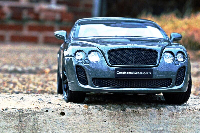 Bentley Continental Supersports — Gray