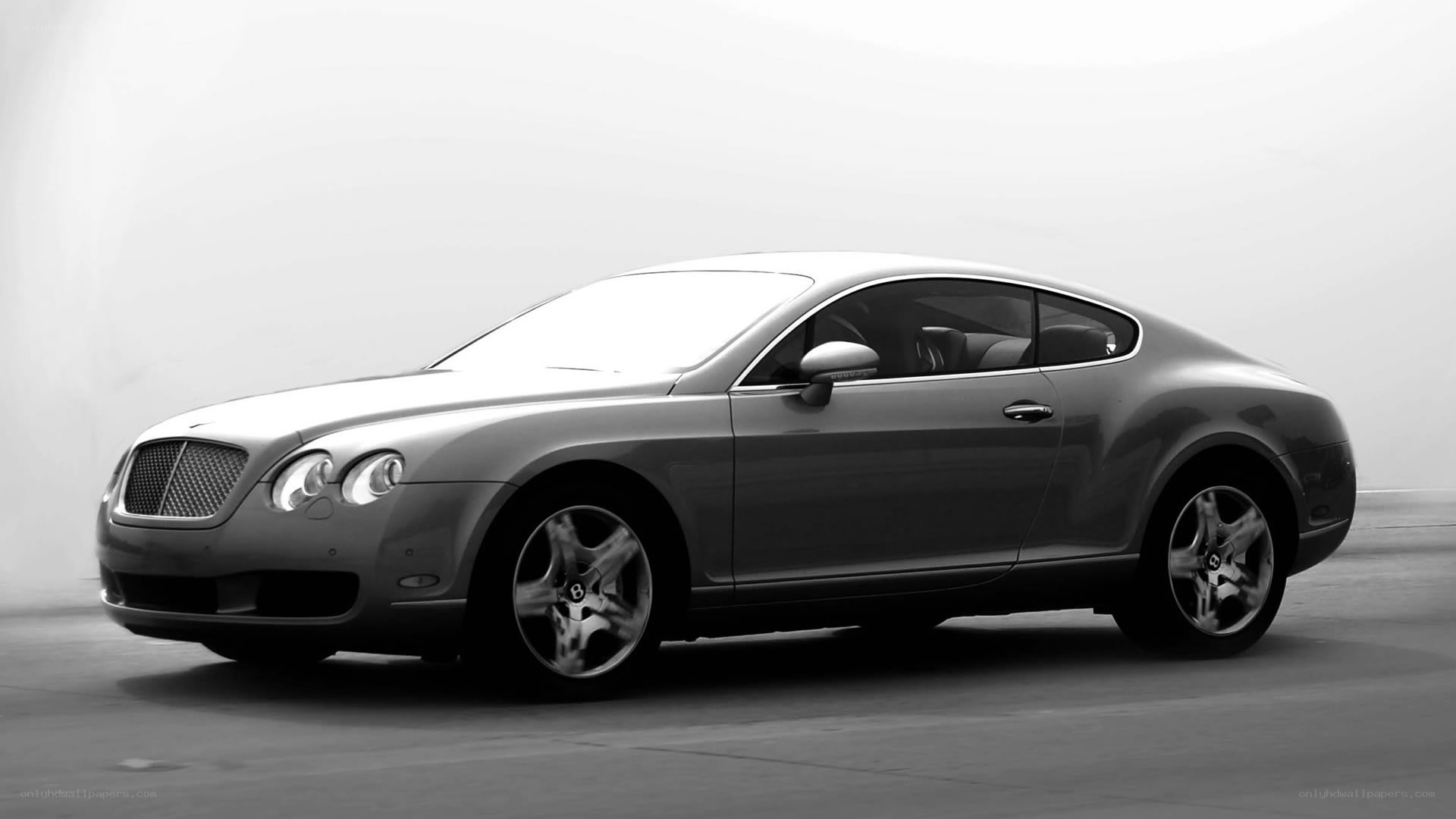 Bentley coupe in studio