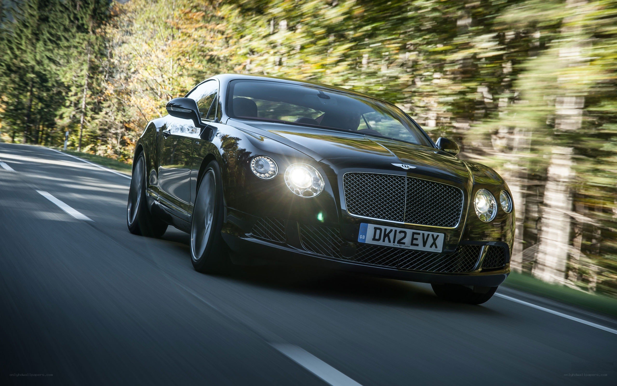 Bentley flying spur in motion