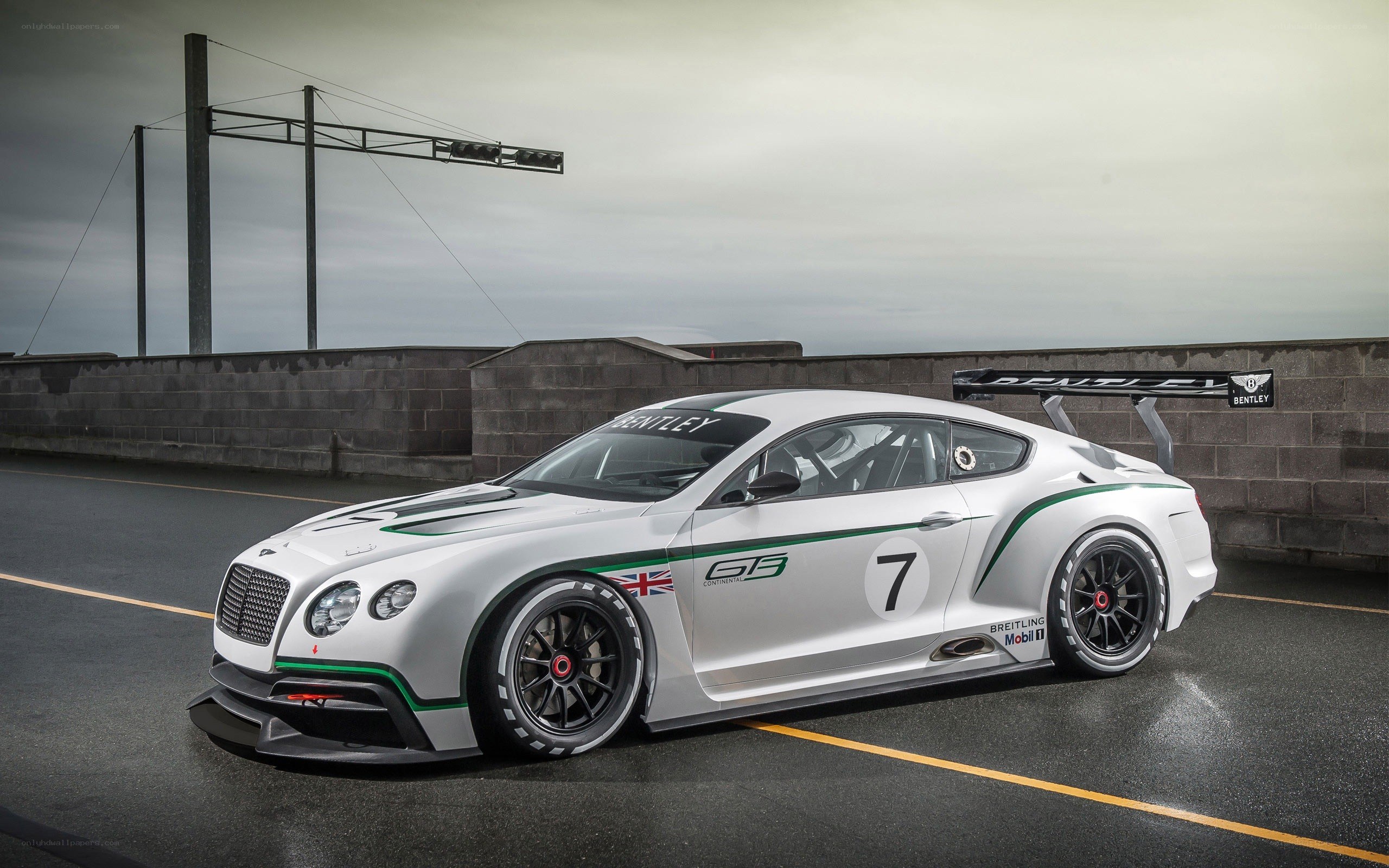 Bentley GT3 race car