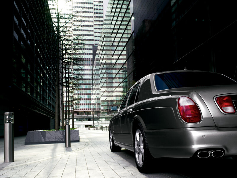 Bentley in a city alley