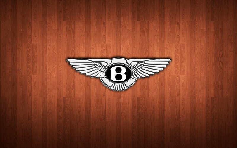 Bentley Logo on Wood — Brown