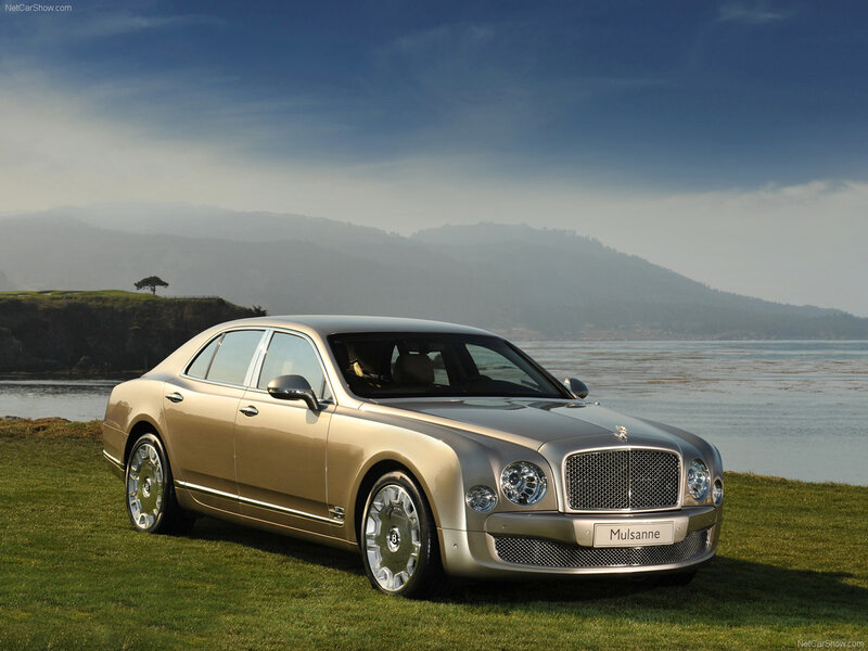 Bentley Mulsanne by the coast