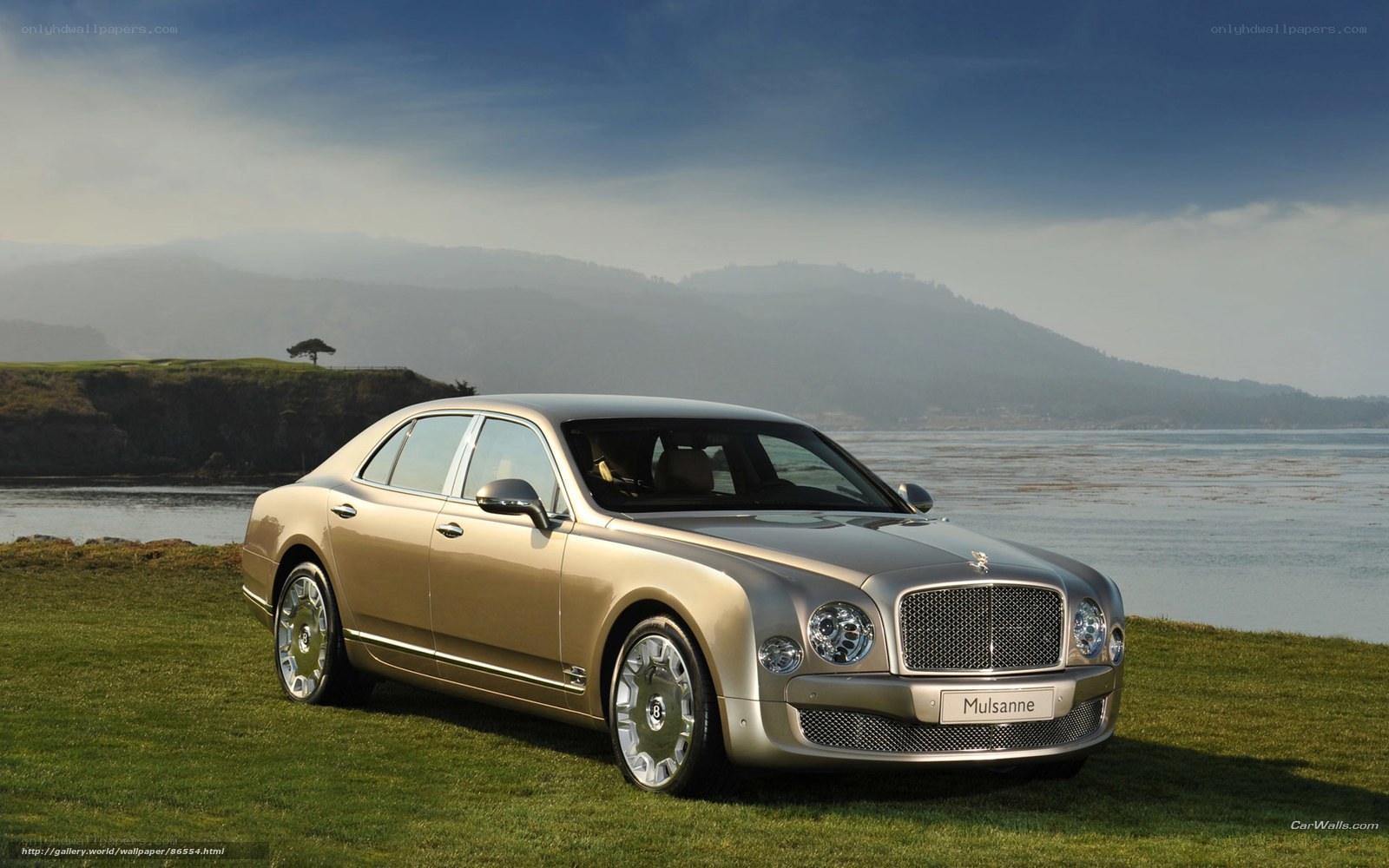 Bentley Mulsanne by the coast